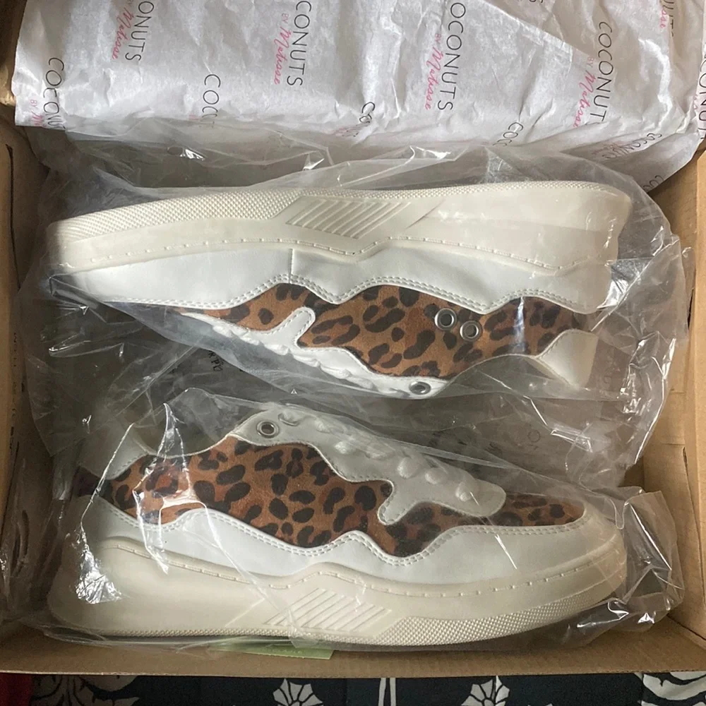 Coconuts by Matisse Leopard Sneakers BNWT NWT - Picture 2 of 3